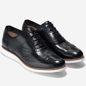 COLE HAAN Wingtip Oxfords